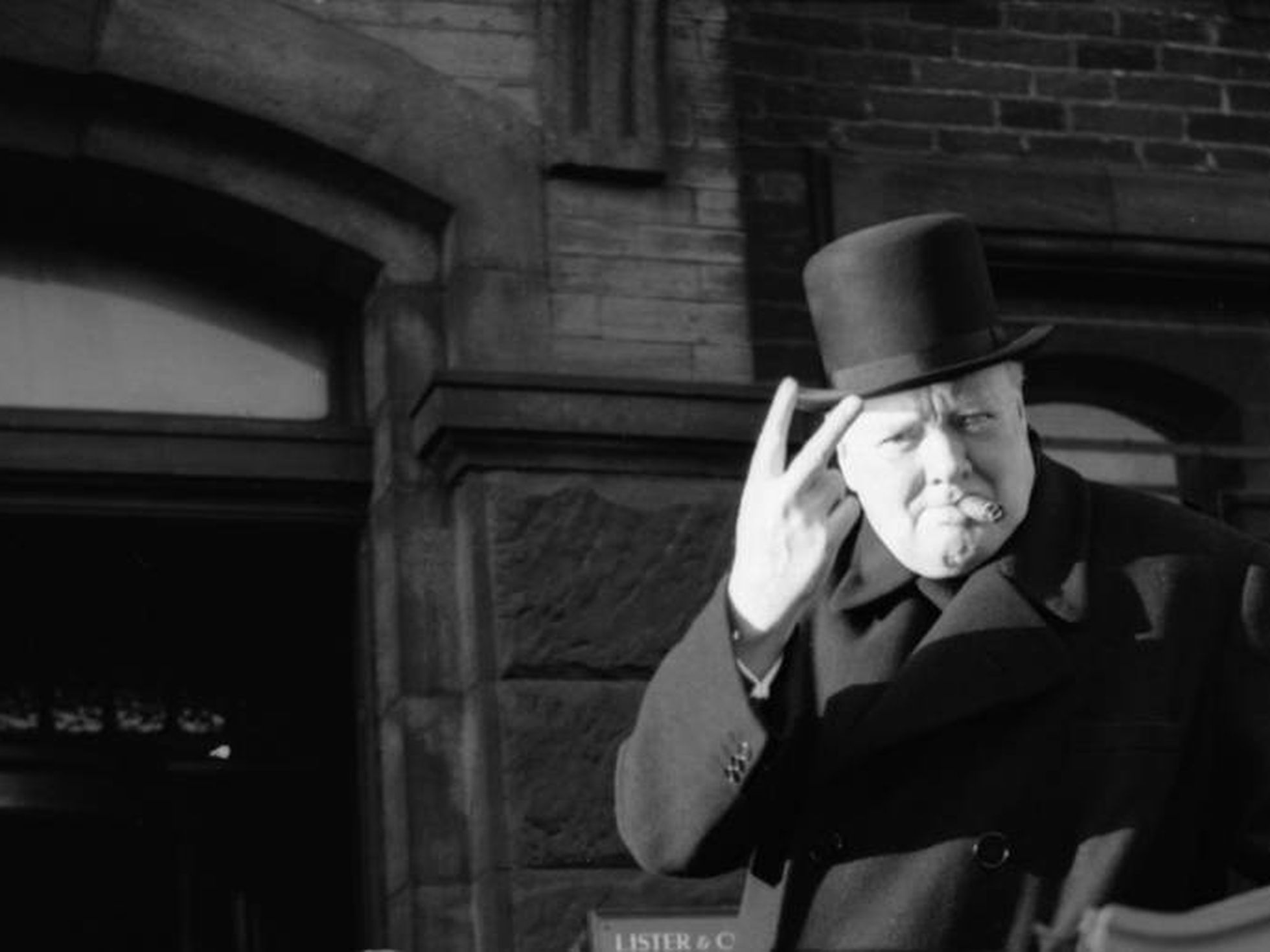 Lee más sobre el artículo Winston Churchill – Lideres
